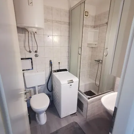 Sweet Apartment *