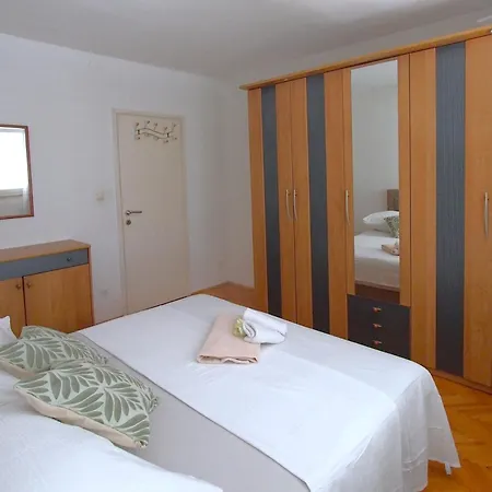 Sweet Apartment *